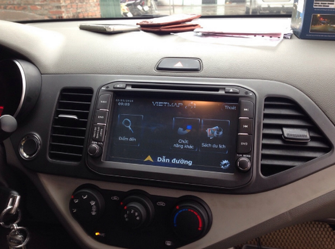 Bất ngờ khi màn hình cảm ứng trên ôtô làm gia tăng các vụ tai nạn