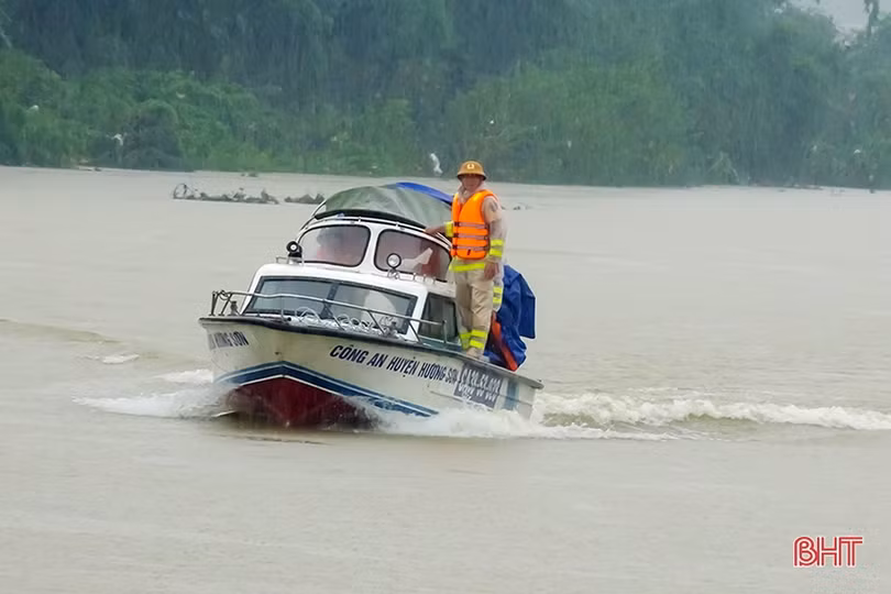 Công an Hương Sơn xây dựng lực lượng chính quy đáp ứng yêu cầu tình hình mới