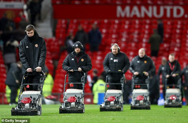 BTC Premier League bồi thường gần 22.000 tỉ nếu hủy mùa giải 2019/2020