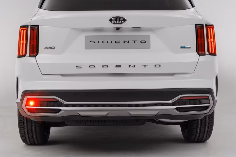 Kia Sorento thế hệ mới ra mắt, chờ ngày về Việt Nam
