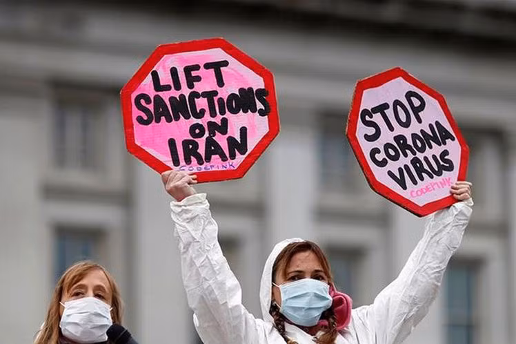 Mỹ gia tăng trừng phạt Iran giữa cuộc chiến chống Covid-19