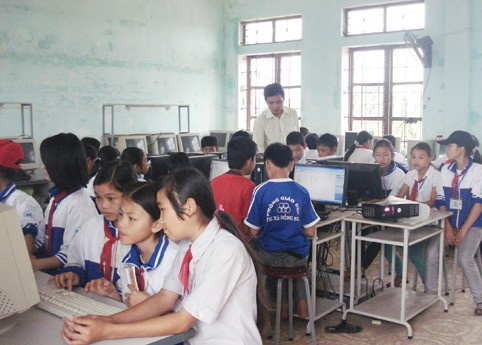 Danh xưng Giáo viên có thể thay bằng Nhà giáo