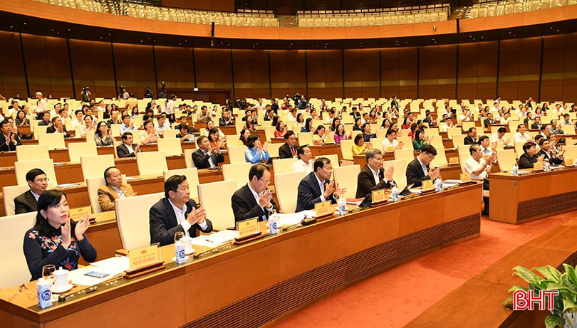 Đại biểu tham dự hội nghị. 24.03.28.HoiNghiTongKetDoanDBQH.4.JPG