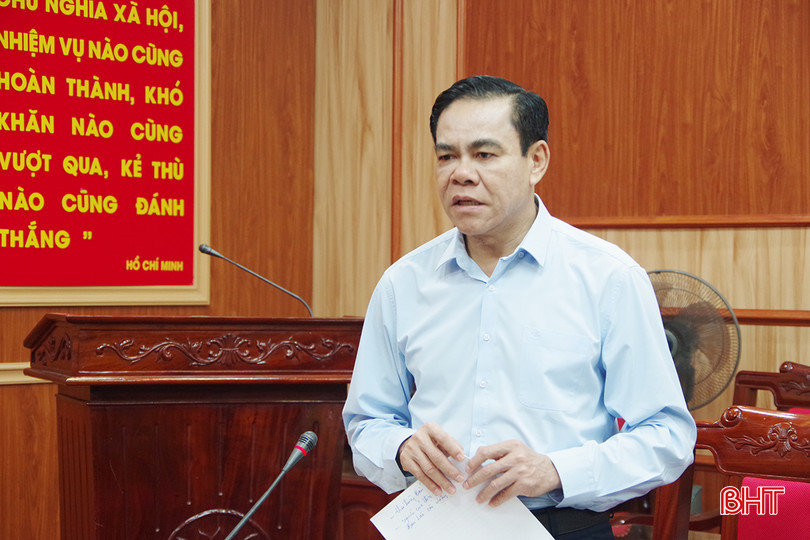 Chủ tịch UBND tỉnh Võ Trọng Hải phát biểu tại hội nghị. A6 b.JPG