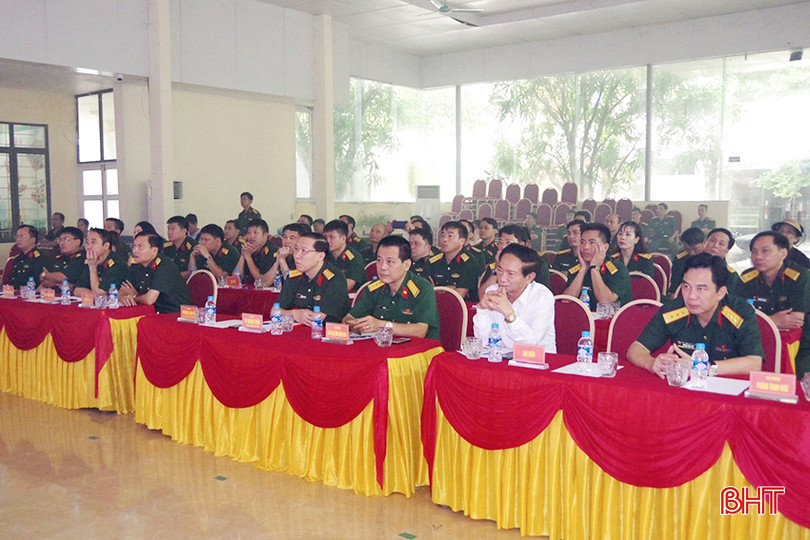 Đại biểu tham dự buổi duyệt chương trình. z5402529017380_c499b33cc473a61314d75c7d0faa43bf.jpg