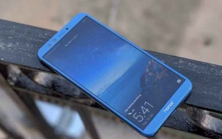 loat smartphone gia re cau hinh tot dau nam 2018