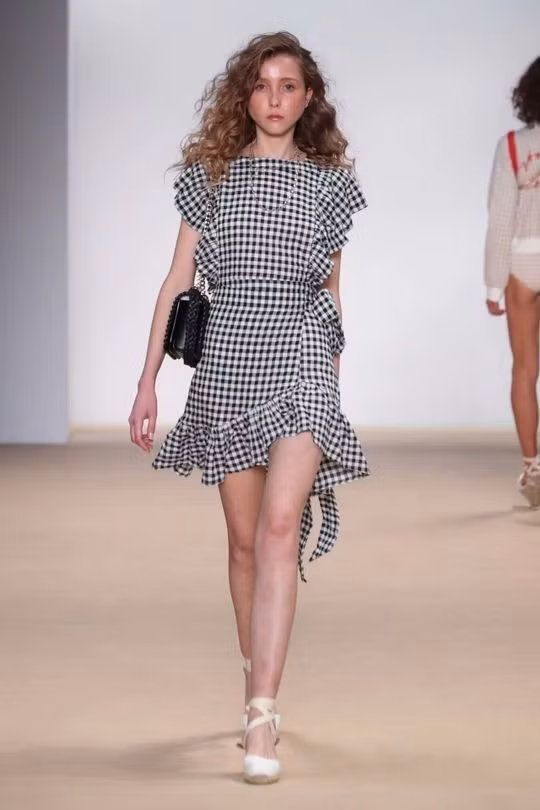 Cập nhật ngay xu hướng sọc ca rô