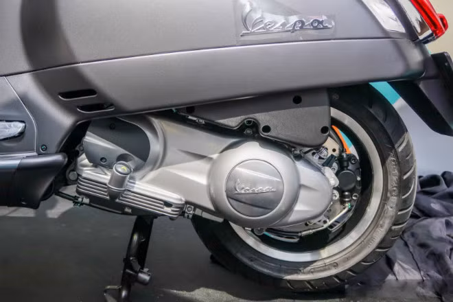 2018 vespa gts super 300 len ke gia 157 7 trieu dong