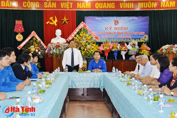 lanh dao tinh ha tinh chuc mung ngay thanh lap doan tncs ho chi minh