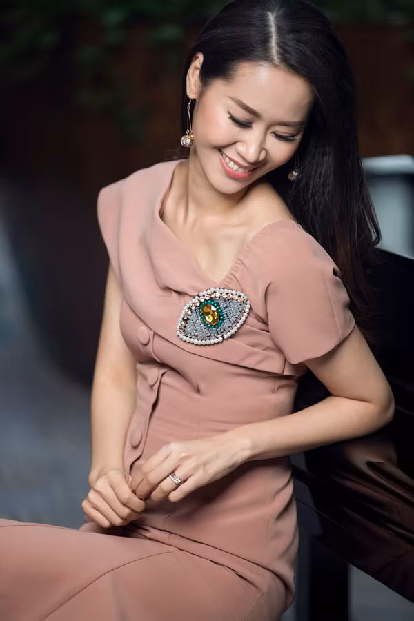 10 mẫu váy mùa hè cho nàng công sở