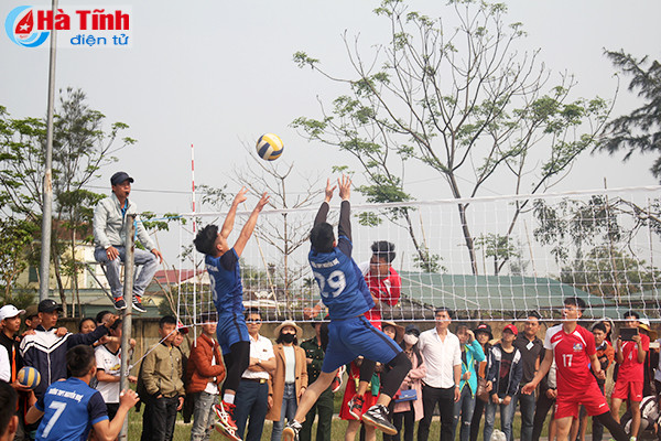 nhung pha dap chan bong nay lua tai hoi khoe phu dong ha tinh