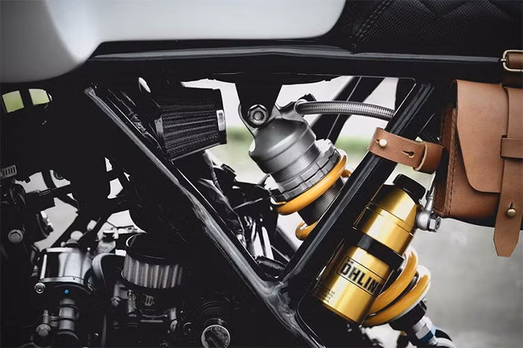 dan choi dap honda rebel 300 moi thanh cafe racer