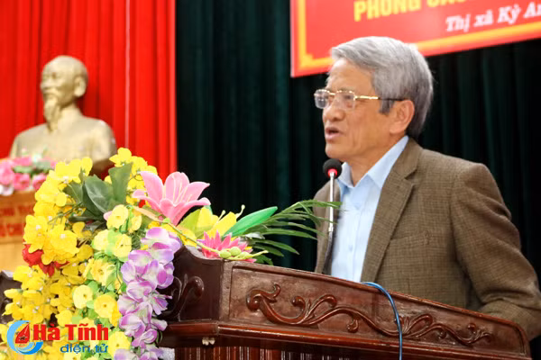 xay dung phong cach tac phong lam viec theo guong bac