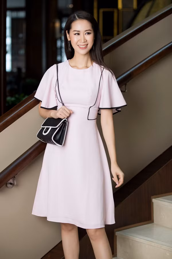 10 mẫu váy mùa hè cho nàng công sở