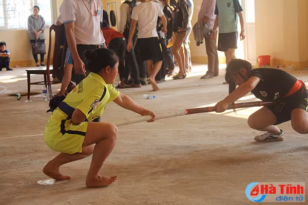 video gay can man day gay cua nu sinh ha tinh