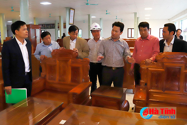 chu tich ubnd tinh dang quoc khanh kiem tra dau tu san xuat tai can loc duc tho