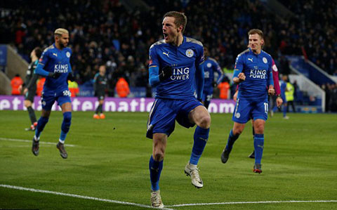pedro gieo sau cho leicester chelsea vao ban ket fa cup