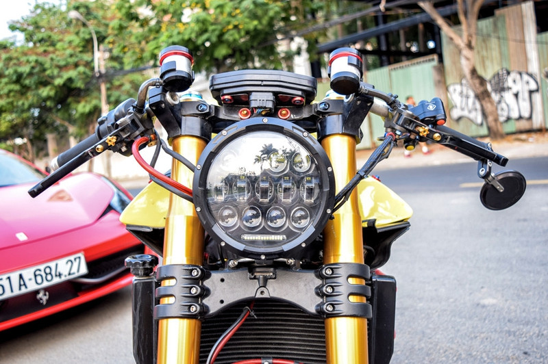 ducati panigale 1199 s do cafe racer ve tay dai gia sai gon