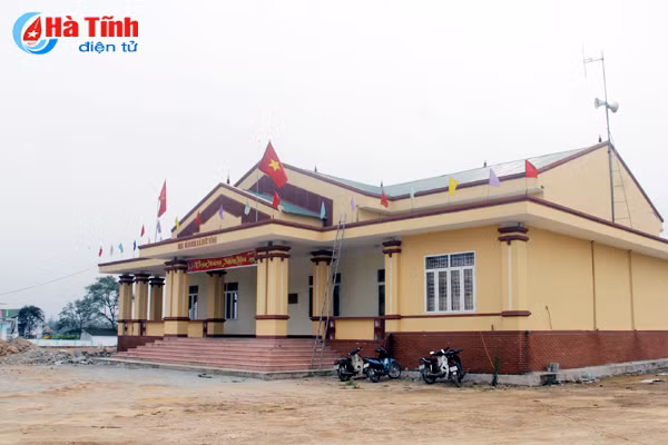 con em duc tho xa que gop 250 ty dong xay dung nong thon moi