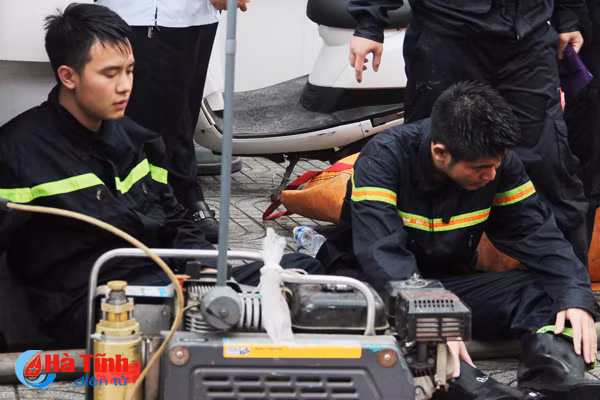 Hơn 6 tiếng vật lộn với “bà hỏa” tại Karaoke Kingdom Club