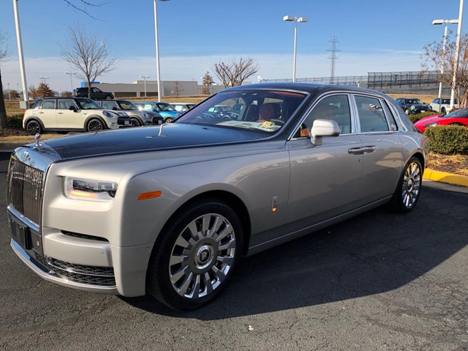 Chiếc Rolls-Royce Phantom 2018 chuẩn bị về Việt Nam. rolls royce phantom 2018 dau tien chuan bi ve viet nam