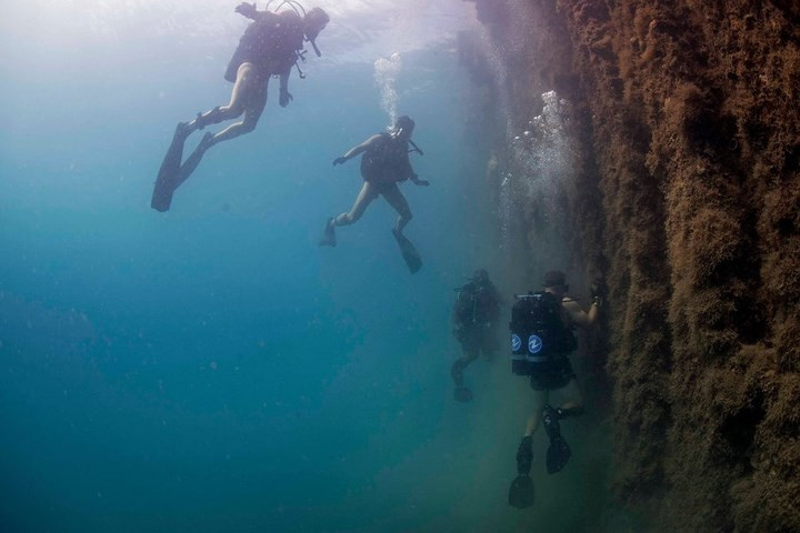 hinh anh an tuong hiem thay ve hai quan my hung hau