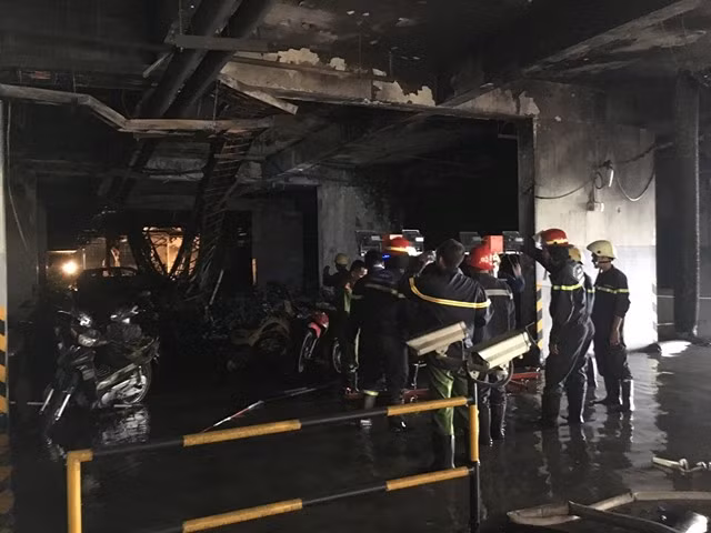 bo xay dung yeu cau ra soat nha chung cu sau vu chay carina plaza