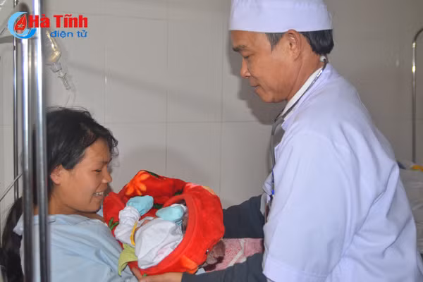 sinh con thuan tu nhien la phan khoa hoc