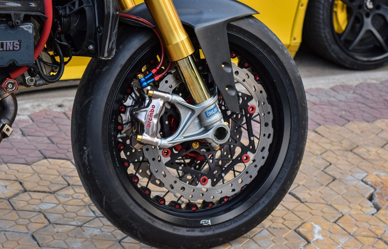 ducati panigale 1199 s do cafe racer ve tay dai gia sai gon