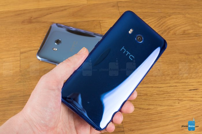 gia htc u11 giam 40 con sot dai ha gia u ultra quay tro lai
