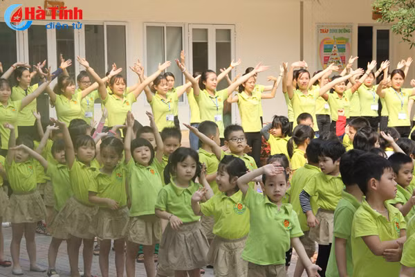 600 hoc sinh mam non tri duc tat den bat tuong lai