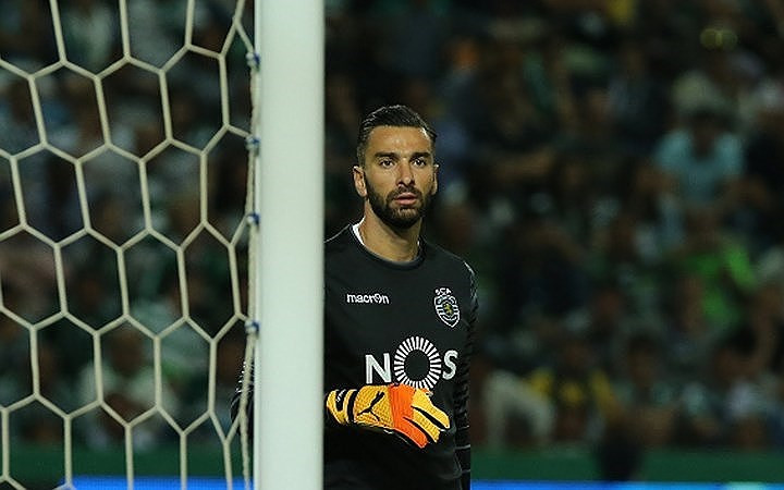 doi hinh du kien cua bo dao nha truoc ai cap ronaldo dau sung voi salah