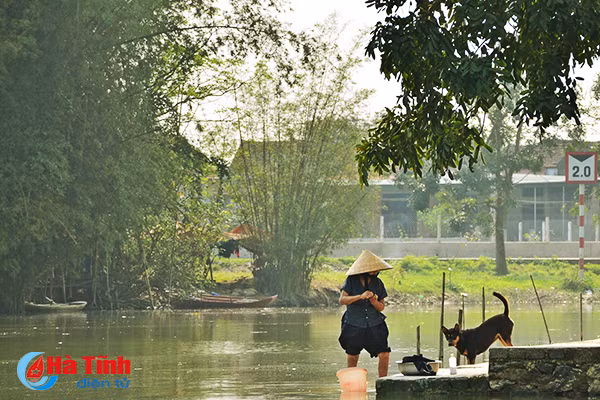 menh mang nhung ben song