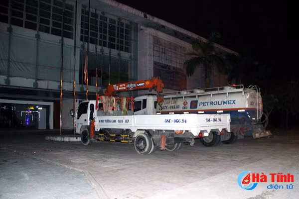 thieu quy hoach bai do xe via he bien thanh gara o tp ha tinh