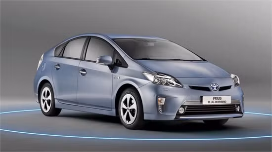 Toyota chuẩn bị trình làng Prius thế hệ mới ảnh 1