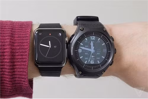 Casio ra mắt smartwatch siêu bền, giá đắt ảnh 1