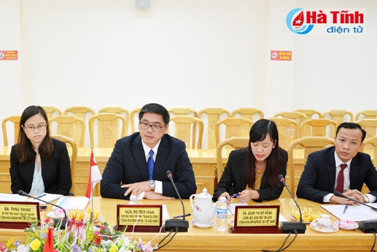 Lãnh đạo tỉnh và ngài Đại sứ đã cùng nhau trao đổi những vấn đề cùng quan tâm