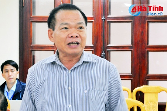 Trưởng BQL Khu kinh tế tỉnh Hồ Anh Tuấn: Cần tập trung đẩy mạnh công tác xã hội hóa đầu tư nhằm huy động và phát huy các nguồn lực ngoài nhà nước để xây dựng kết cấu hạ tầng kinh tế - xã hội.