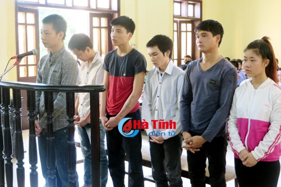 Các đối tượng tại phiên toà