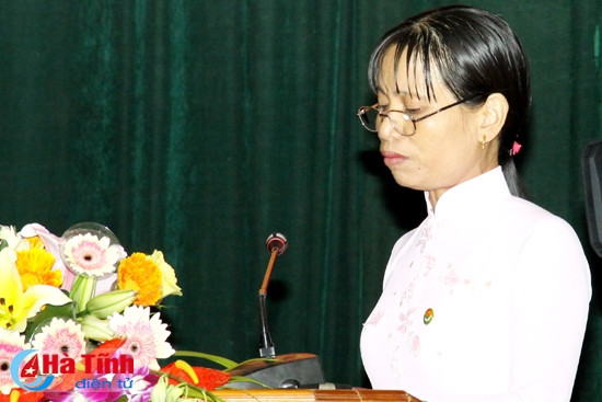 Bà Nguyễn Thị Lan - thôn 4, xã Ân Phú (Vũ Quang): Nhân dân chúng tôi nhận thức được việc xây dựng khu dân cư kiểu mẫu là rất quan trọng, thiết thực, vừa nâng cao đời sống, vừa làm đẹp cảnh quan, môi trường.