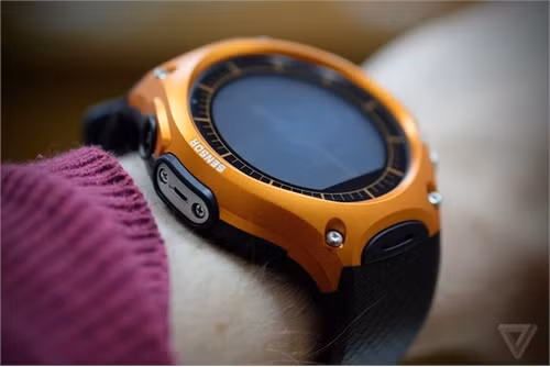 Casio ra mắt smartwatch siêu bền, giá đắt ảnh 2