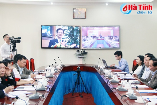 Các đại biểu tham dự tại điểm cầu Hà Tĩnh