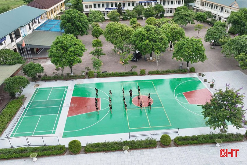 Sân trường THCS Hoa Liên sôi nổi hình ảnh tập luyện võ thuật cổ truyền bqbht_br_anh-bia-hoa-lien.jpg
