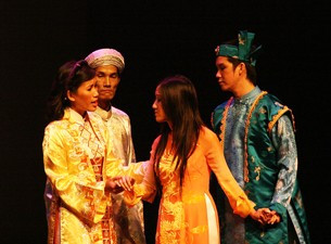 Hình ảnh vở Đại nhạc kịch Truyện Kiều của ĐD Burton wolfo (Houston - Taxas - Hoa Kỳ). Ảnh Internet