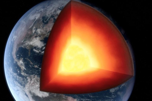 Phát hiện mưa sắt rơi dồn dập trong lòng Trái Đất