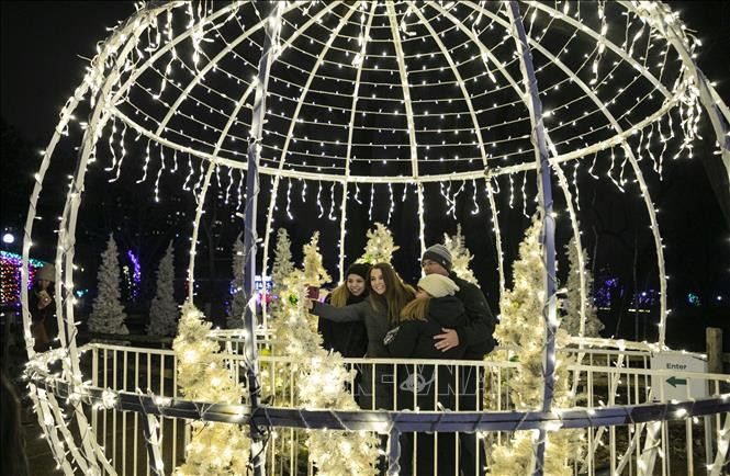 Thế giới chào đón năm mới 2020