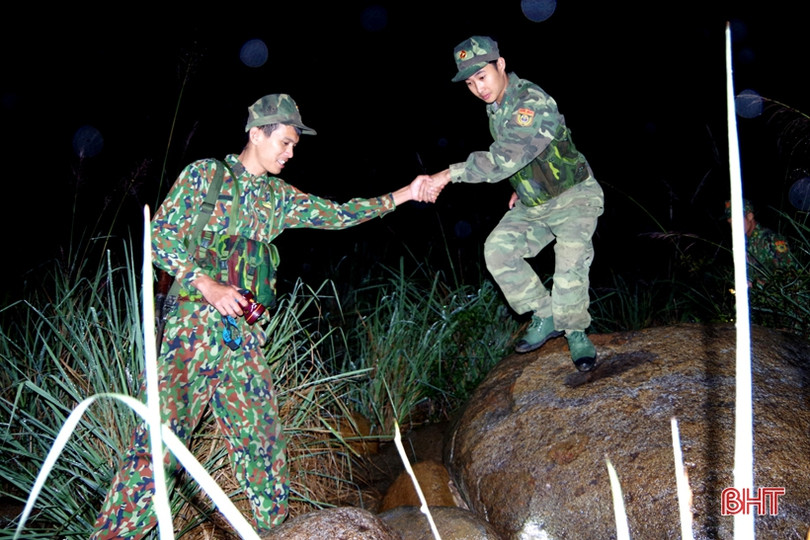 Tuần tra biên giới ngày cuối năm