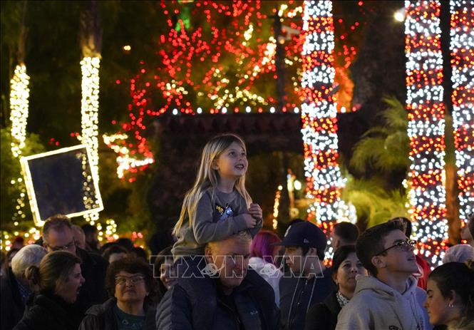 Thế giới chào đón năm mới 2020