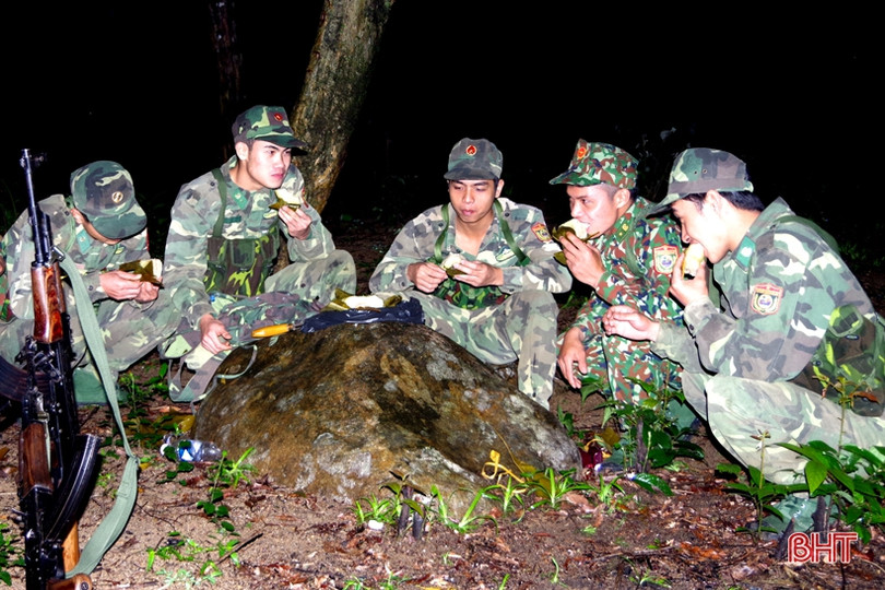 Tuần tra biên giới ngày cuối năm