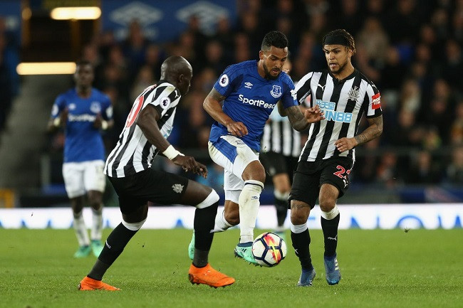 Vòng 20 Ngoại hạng Anh: MU thăng hoa, Arsenal tiếp tục gây thất vọng
